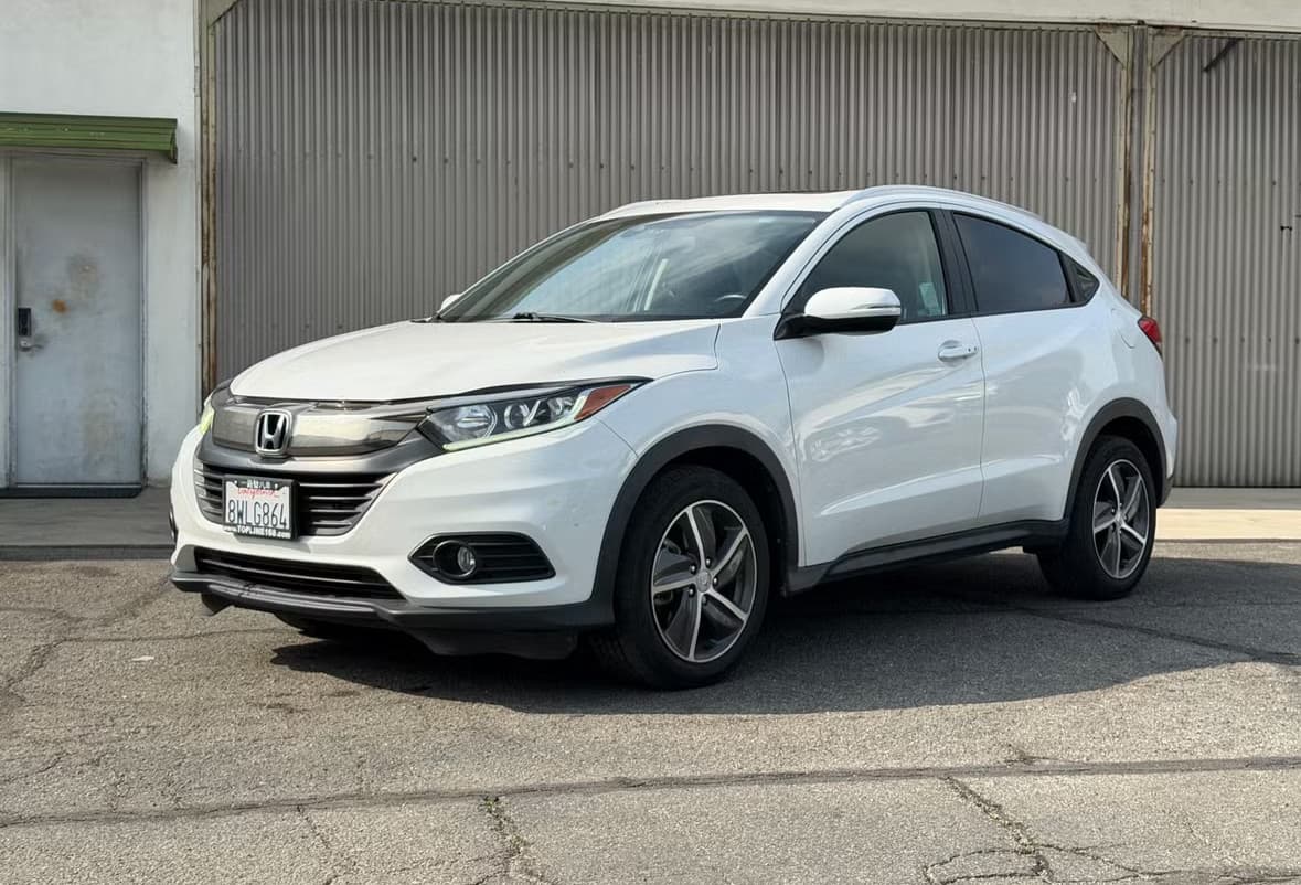 White Honda HR-V rental car